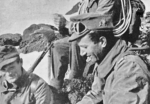 В помещении клуба <br> Усть-Лабинского ЭМК находился склад дивизии «Эдельвейс»