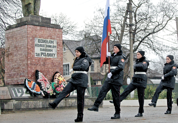 В Усть-Лабинске прошел торжественный митинг в память героев Отечества