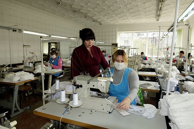 На предприятиях Кубани в сутки производится 5 тонн антисептиков
