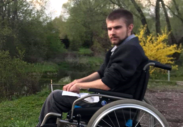 Житель Воронежской с помощью неравнодушных жителей восстанавливается после травмы