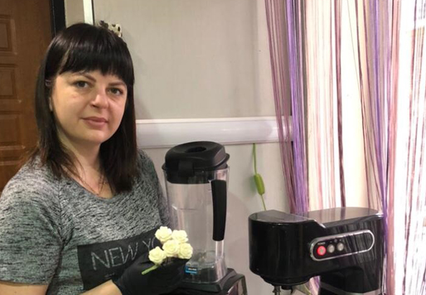 Устьлабинка Елена Ишкатова изготавливает шоколад ручной работы