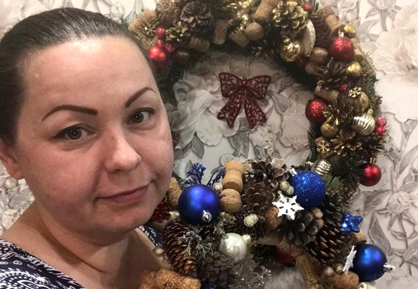 Жительница Усть-Лабинска Наталья Николаенко создает тематические венки к Новому году и Рождеству