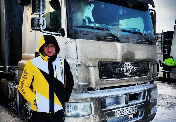 Алексей Васильев: о тягачах, русской рулетке придорожных кафе и зимних рейсах