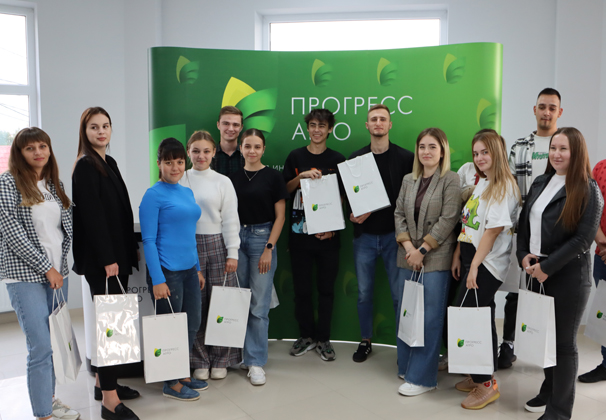 Ускорить адаптацию стажеров в «Прогресс Агро» помогает знакомство с предприятиями компании