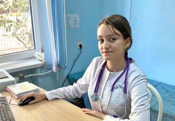 В Новолабинской амбулатории новый врач-терапевт