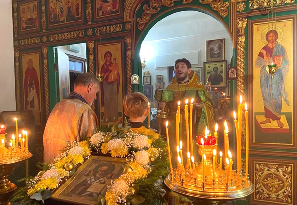 Истории чудесной помощи Николая Угодника