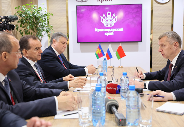 Краснодарский край заключил в Санкт-Петербурге 40 соглашений в сфере курортов, АПК, ТЭК и промышленности