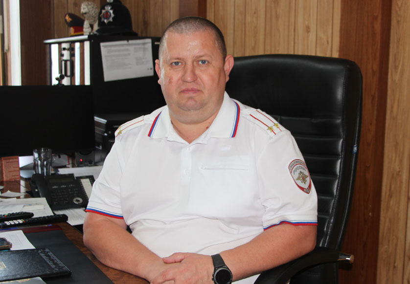 О мерах безопасности на дорогах рядом со школами рассказал начальник Госавтоинспекции ОМВД России по Усть-Лабинскому району Александр Кукленко