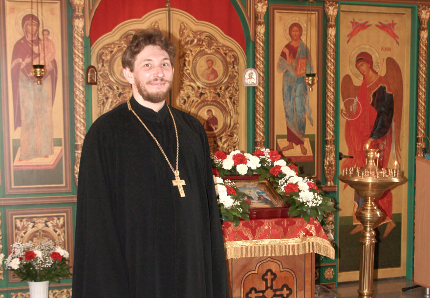 Почему в церкви берут деньги