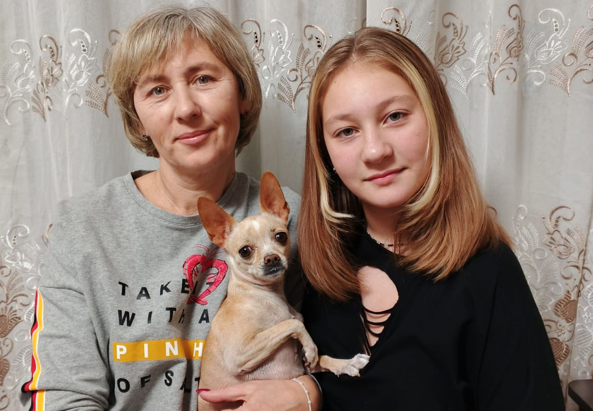 Две школьницы из Усть-Лабинска получили в награду поездку к главному волшебнику страны