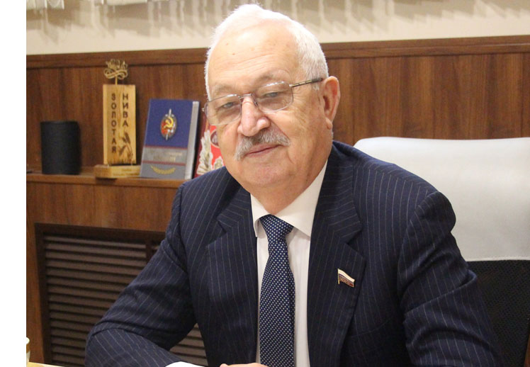 Депутат Государственной Думы РФ  Алексей Езубов поздравил жителей Усть-Лабинского района с Новым годом