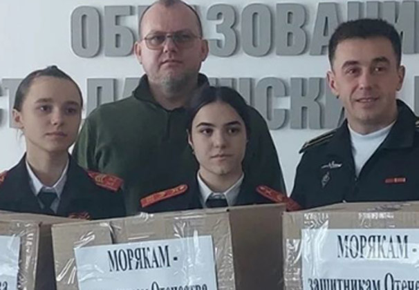 Школьники района встретились с командиром корабля «Жемчуг», капитаном второго ранга Сергеем Чумаковым