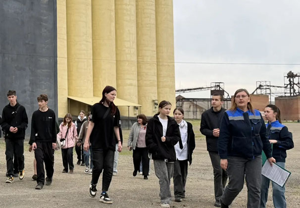 Ладожский элеватор продолжает активно развивать агротуризм и открывает свои двери для тех, кто хочет узнать больше о сельском хозяйстве и работе зернохранилища