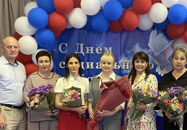 8 июня – День социального работника